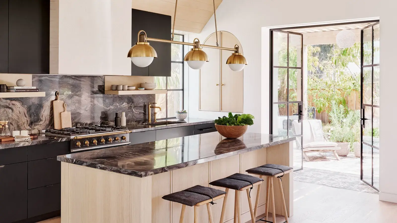 Popular Trends in Kitchen Island Lighting